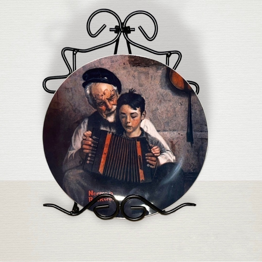 NWT The Music Maker “Norman Rockwell Class…